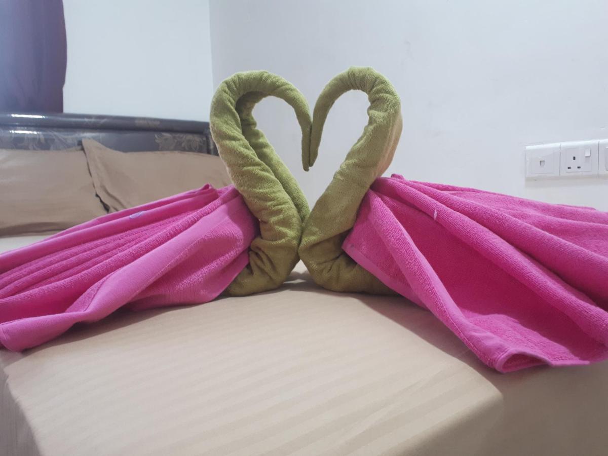 Royal Motel Kolombo Bagian luar foto